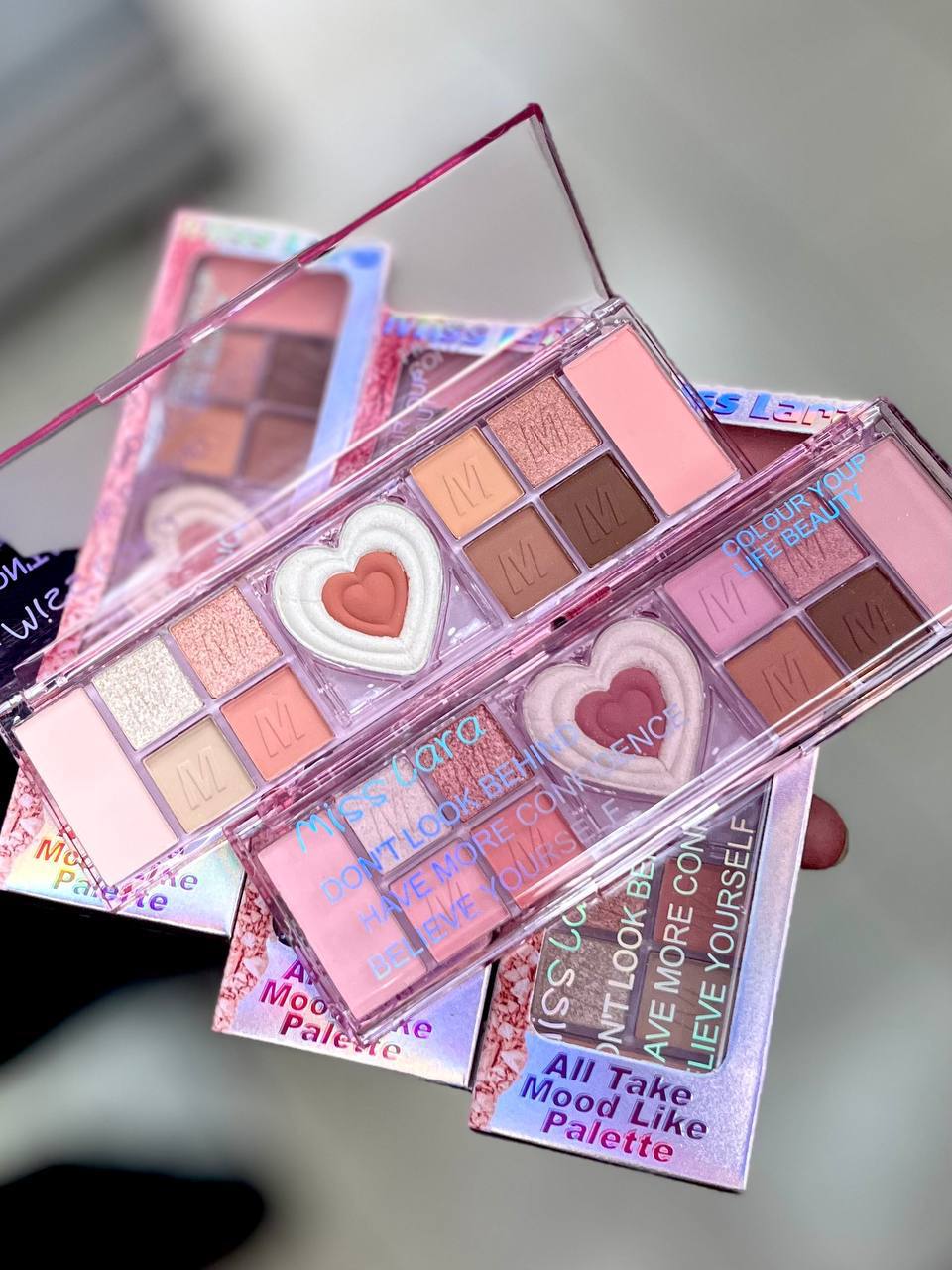 پالت سایه پرنسسی میس لارا ۱۲ رنگ قلبی